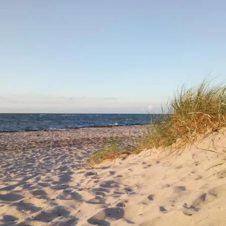 In Mit Meeresstrand شقة